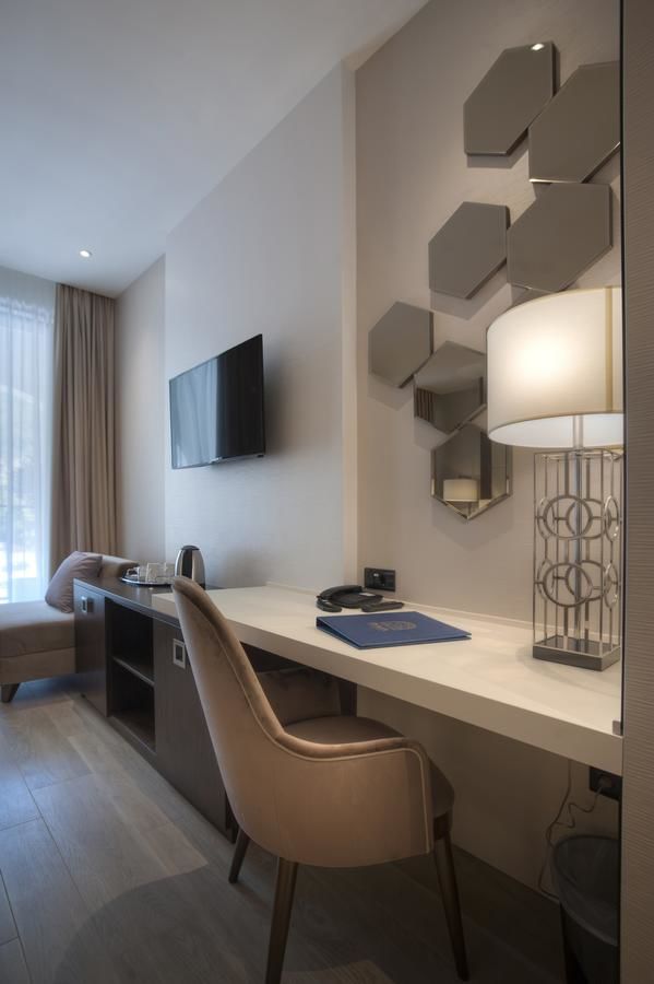 Отель Hotel Riva Петровац-14