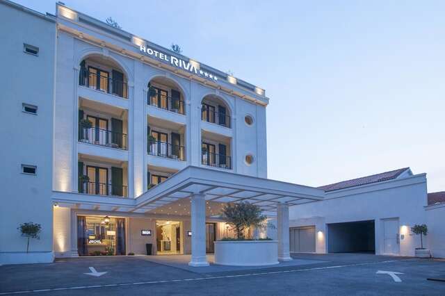 Отель Hotel Riva Петровац-35